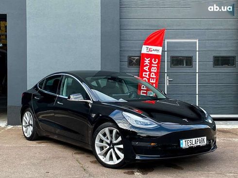 Tesla Model 3 2020 - фото 2