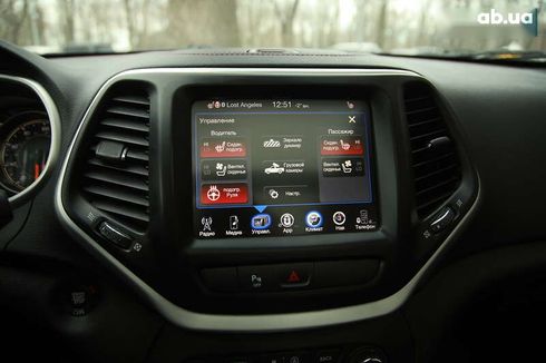 Jeep Cherokee 2017 - фото 17