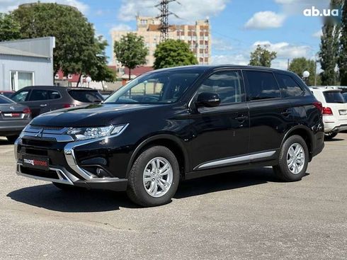 Mitsubishi Outlander 2020 - фото 4