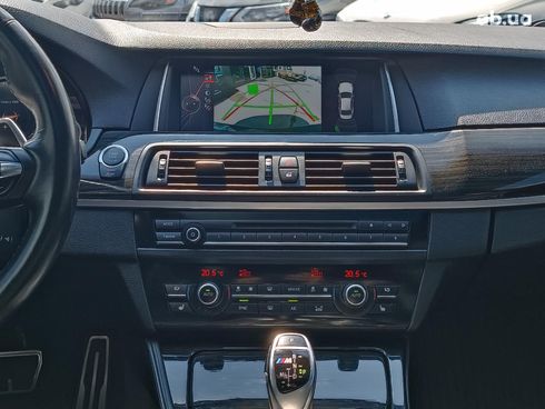 BMW 5 серия 2015 синий - фото 36