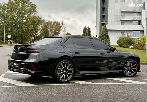 BMW 7 серия 2023 - фото 21