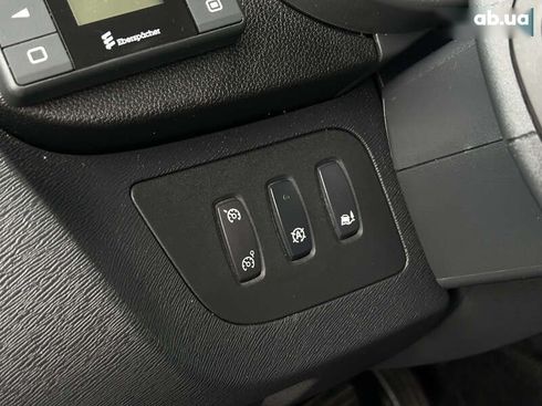 Renault Kangoo 2019 - фото 11