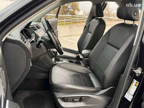 Volkswagen Tiguan 2019 - фото 19
