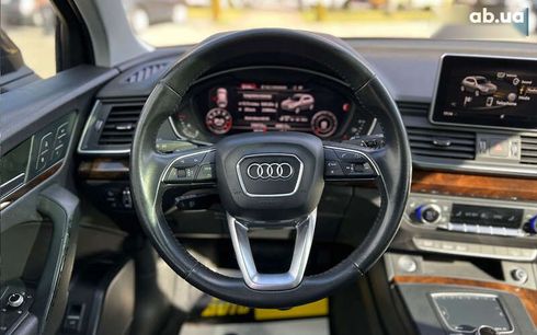 Audi Q5 2017 - фото 16