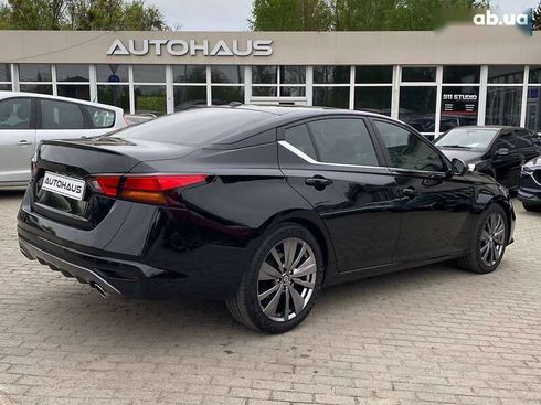 Nissan Altima 2020 - фото 8