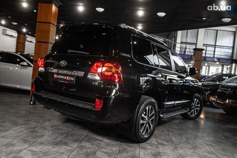 Toyota Land Cruiser 2014 - фото 3