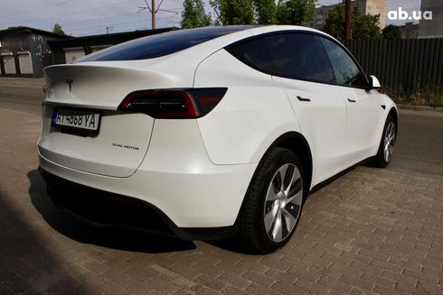 Tesla Model Y 2021 белый - фото 10