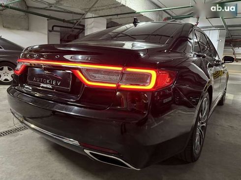 Lincoln Continental 2018 - фото 14