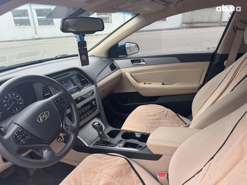 Hyundai Sonata 2015 серый - фото 14