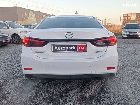 Mazda 6 2016 белый - фото 24