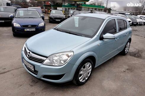 Opel Astra 2009 - фото 14