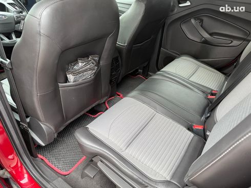 Ford Escape 2017 красный - фото 11