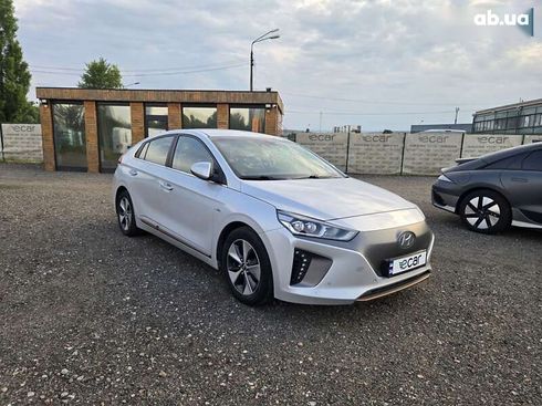 Hyundai Ioniq 2019 - фото 2
