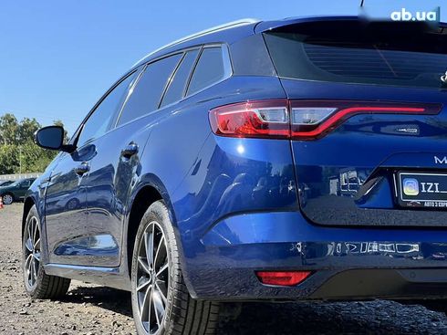 Renault Megane 2017 - фото 12