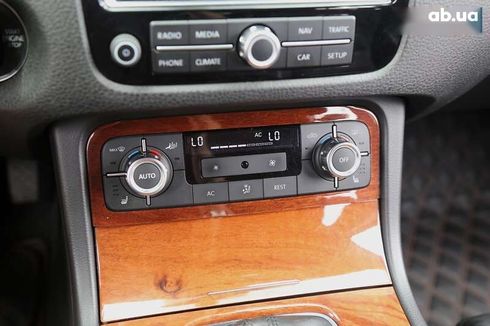 Volkswagen Touareg 2010 - фото 20