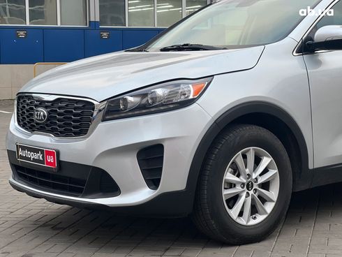 Kia Sorento 2019 серый - фото 2