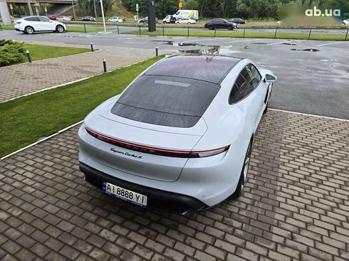 Porsche Taycan 2021 - фото 21
