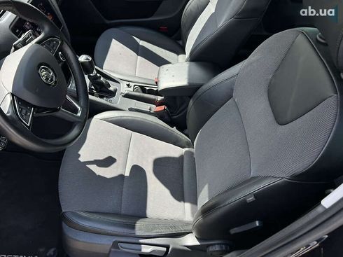 Skoda Octavia 2020 - фото 23