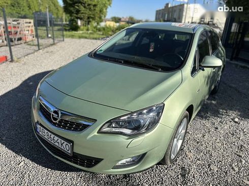Opel Astra 2011 - фото 6