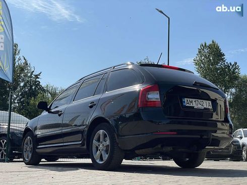 Skoda Octavia 2010 - фото 21