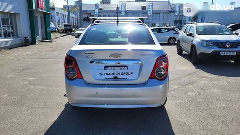 Chevrolet Aveo 2014 - фото 9