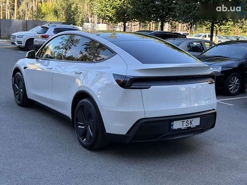 Tesla Model Y 2025 - фото 5