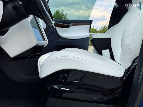 Tesla Model X 2016 - фото 21