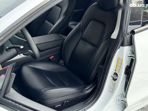 Tesla Model 3 2022 - фото 13