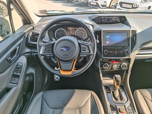 Subaru Forester 2023 зеленый - фото 37