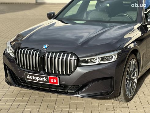 BMW 7 серия 2019 синий - фото 13