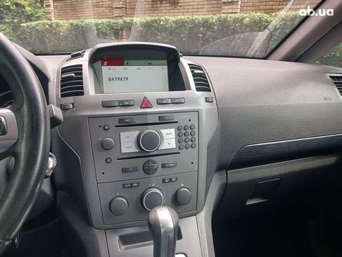 Opel Zafira 2005 серый - фото 15