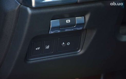 Jaguar E-Pace 2019 - фото 25