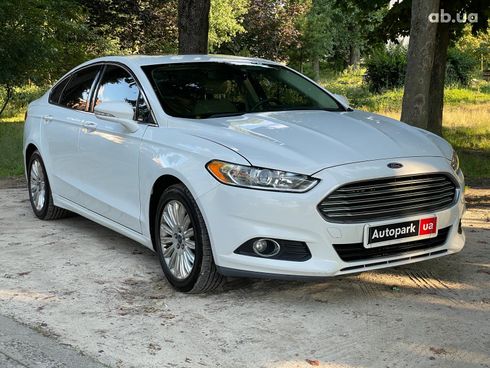 Ford Fusion 2015 белый - фото 5
