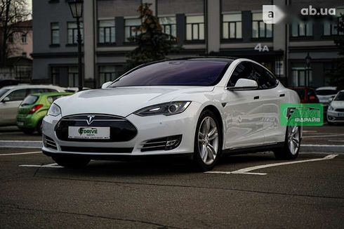 Tesla Model S 2015 - фото 5