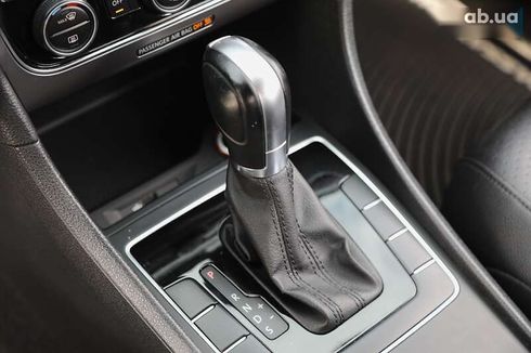 Volkswagen Passat 2016 - фото 18
