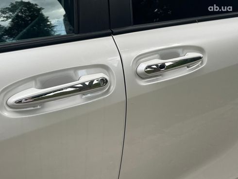 Toyota Sienna 2023 белый - фото 69