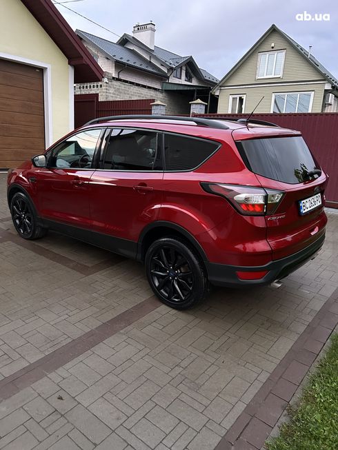 Ford Escape 2017 вишневый - фото 5