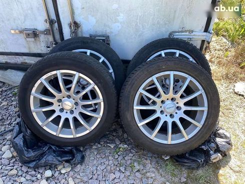 Hyundai Kona Electric 2021 - фото 19