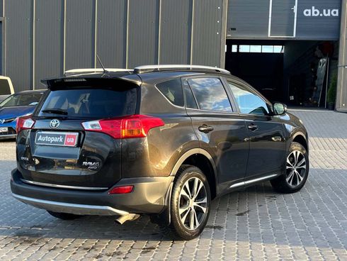 Toyota RAV4 2014 коричневый - фото 5