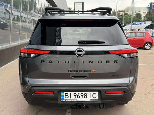 Nissan Pathfinder 2023 - фото 4