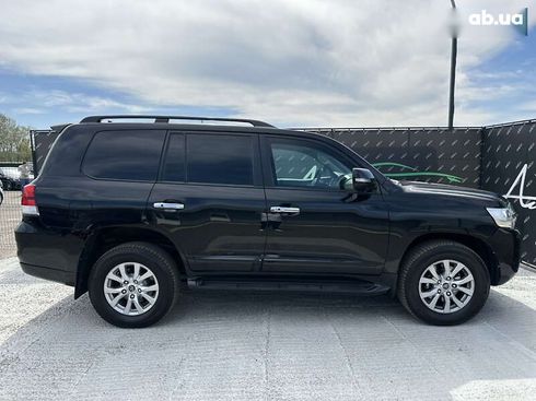Toyota Land Cruiser 2014 - фото 10