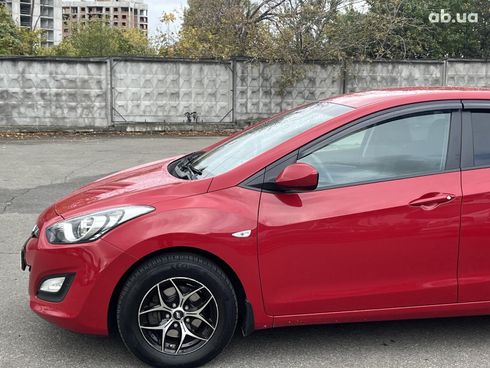 Hyundai i30 2013 красный - фото 9