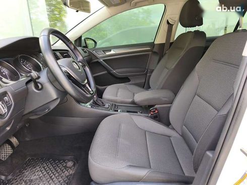 Volkswagen e-Golf 2019 - фото 9