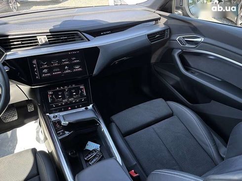 Audi E-Tron 2022 - фото 19