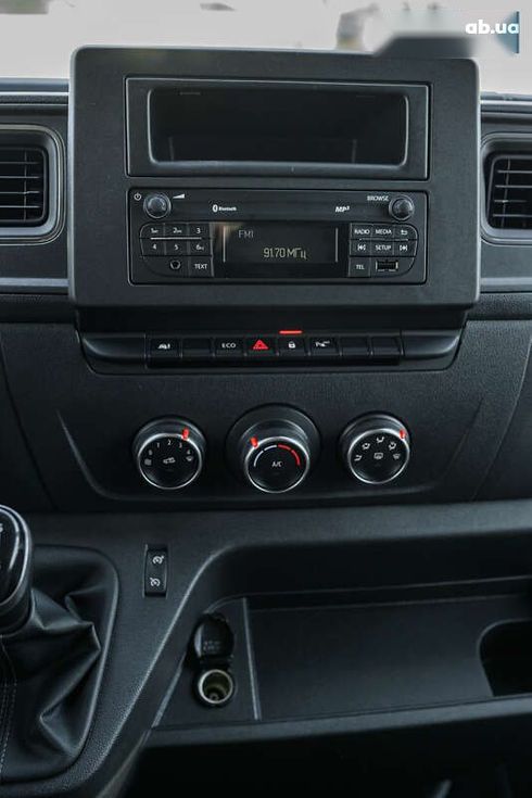 Opel Movano 2020 - фото 21