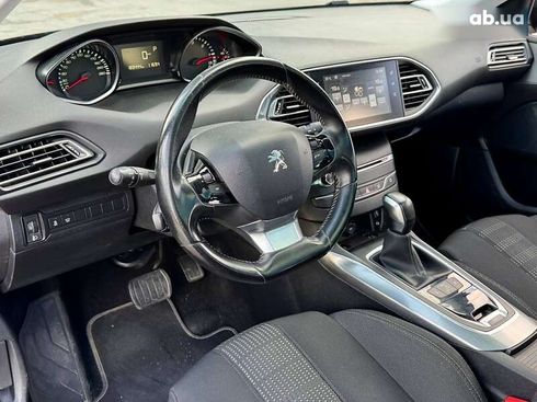 Peugeot 308 2016 - фото 18
