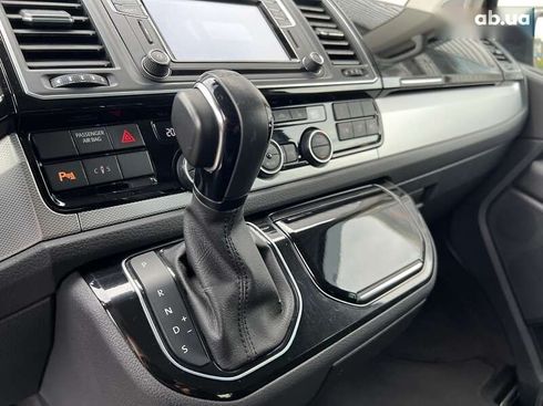 Volkswagen Multivan 2015 - фото 14
