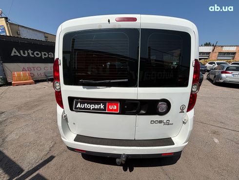 Fiat Doblo 2011 белый - фото 4