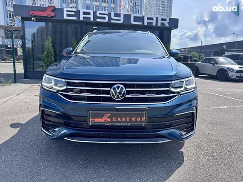 Volkswagen Tiguan 2022 - фото 18