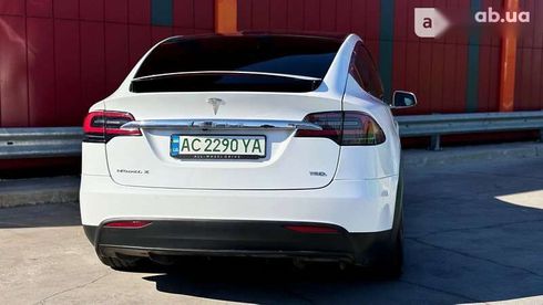Tesla Model X 2017 - фото 8